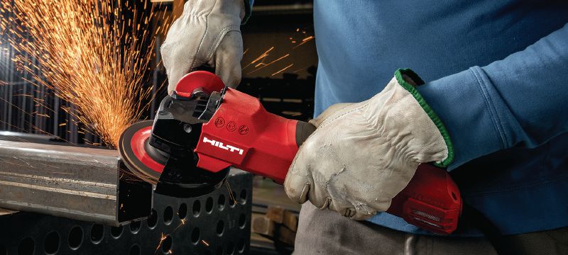 AG 150-20D Angle grinder Brushless 2000W angle grinder with dead man’s switch for cutting and grinding in metal, concrete, and masonry with discs up to 150mm Applications 1